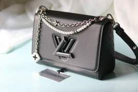 Picture of Coach Handbags _SKUfw230110071fw